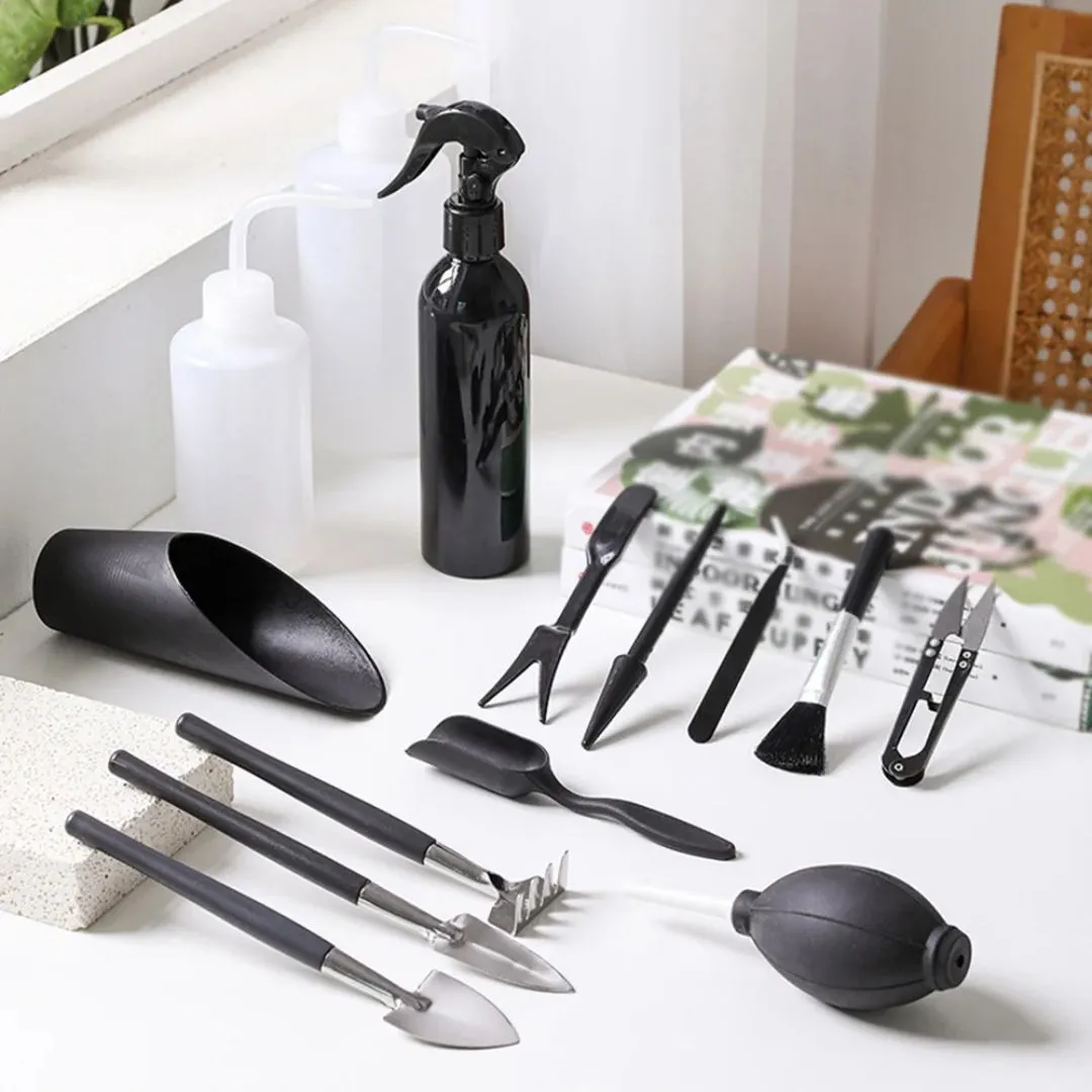 13-Piece Garden Planting Kit | Compact and Durable