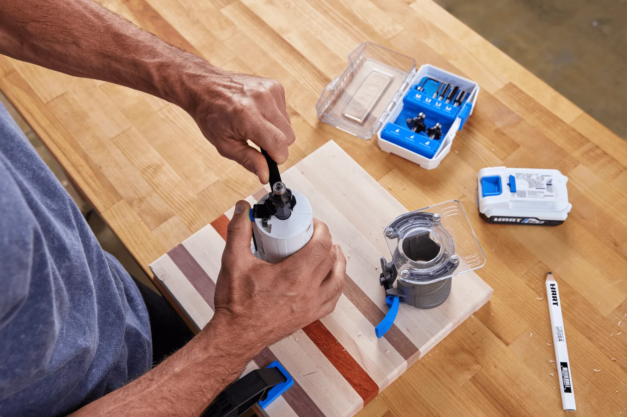 20V Cordless Compact Router Kit