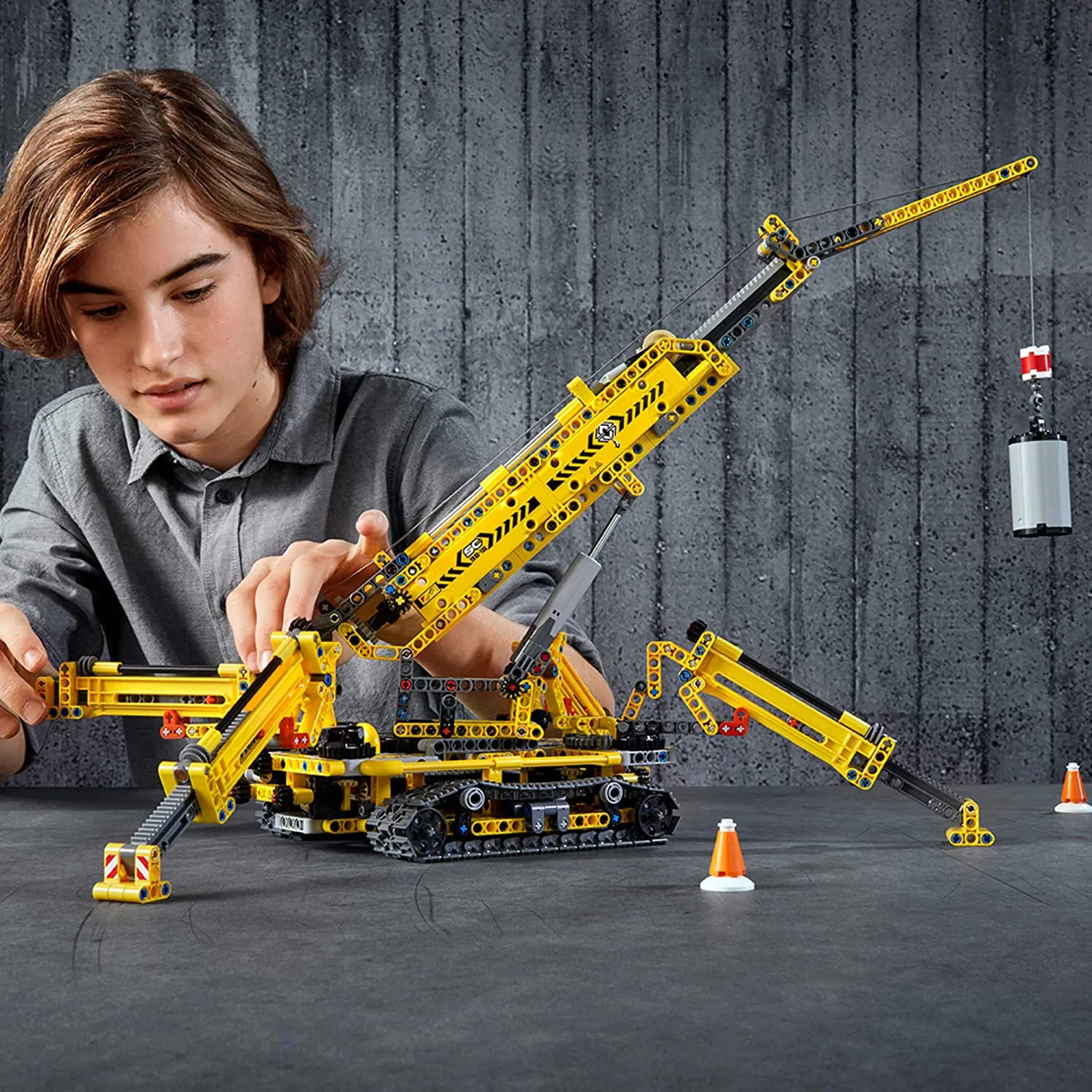 42097 LEGO® Technic Compact Crawler Crane