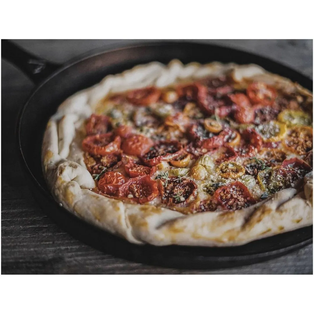 CAST IRON FLAT PAN
