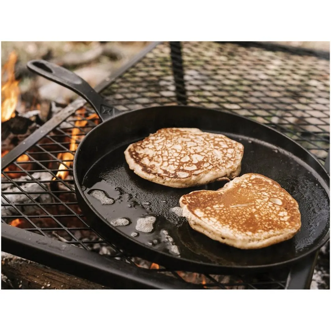 CAST IRON FLAT PAN