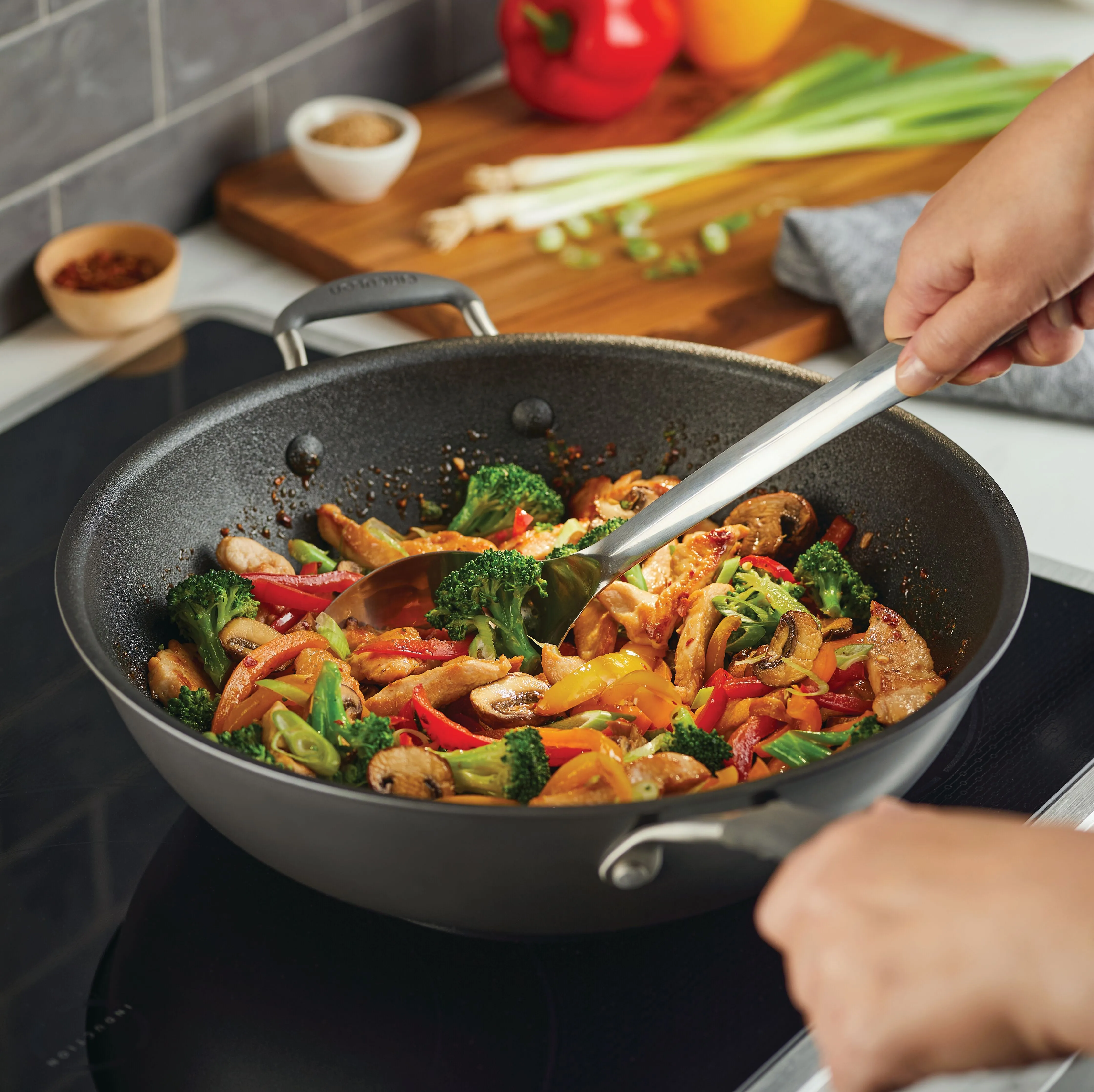 Circulon ScratchDefense A1 34cm Stirfry Pan with Helper Handle