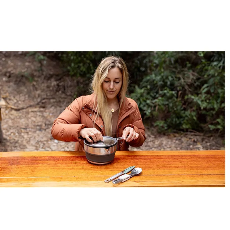 Detour Stainless Steel Collapsible Pouring Pot