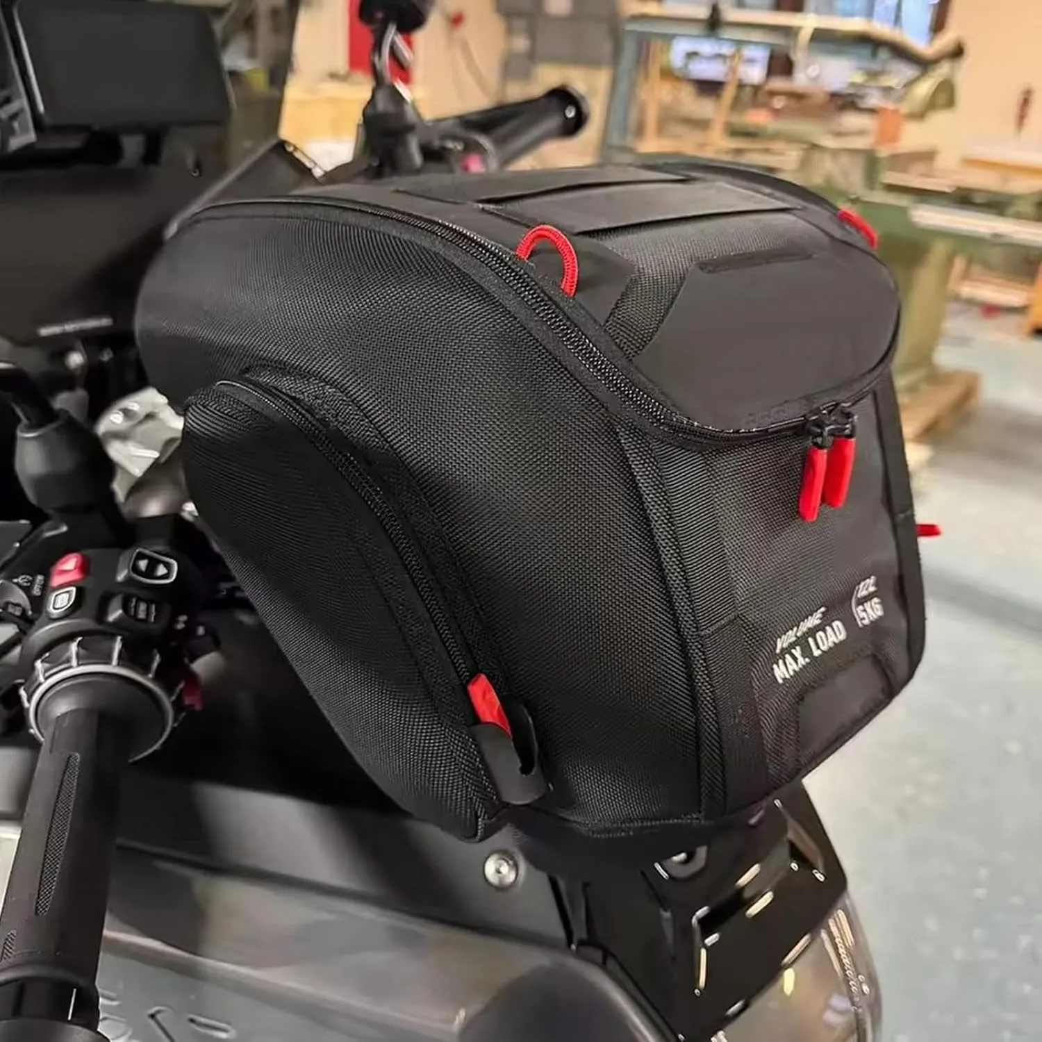 Fits for BMW R1300GS Adventure GS1300 R 1300 GS ADV 2024 2025 Motorcycle 12L Tank Bag Luggage Waterproof Backpack Quick Lock Tool Portable Kit Black