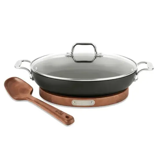 Ha1 3Qt Universal Pan W/Trivet