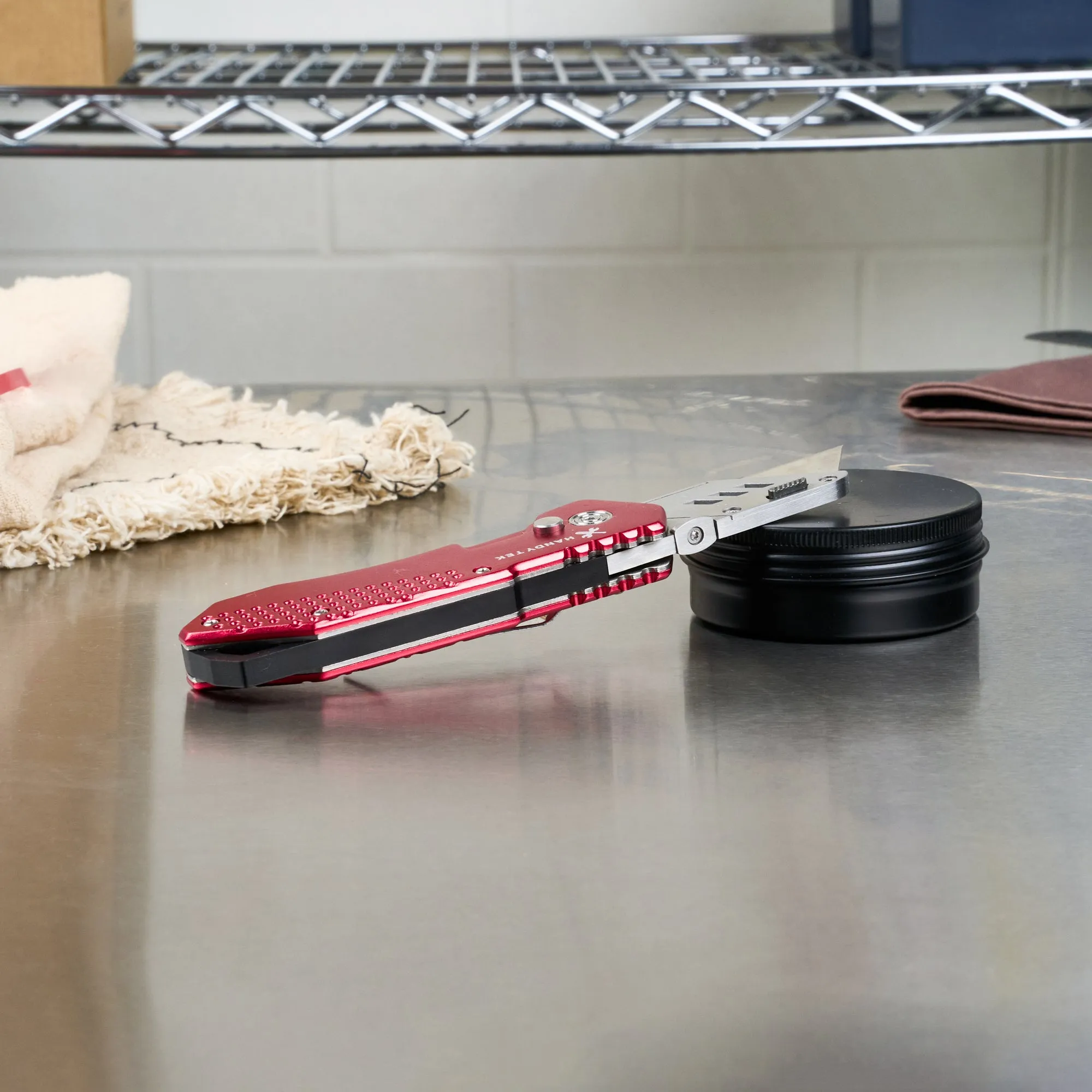 Handy Tek Red Folding Utility Knife - Quick Change, Lock Back, Heavy Duty - 6 3/4" - 6 count box