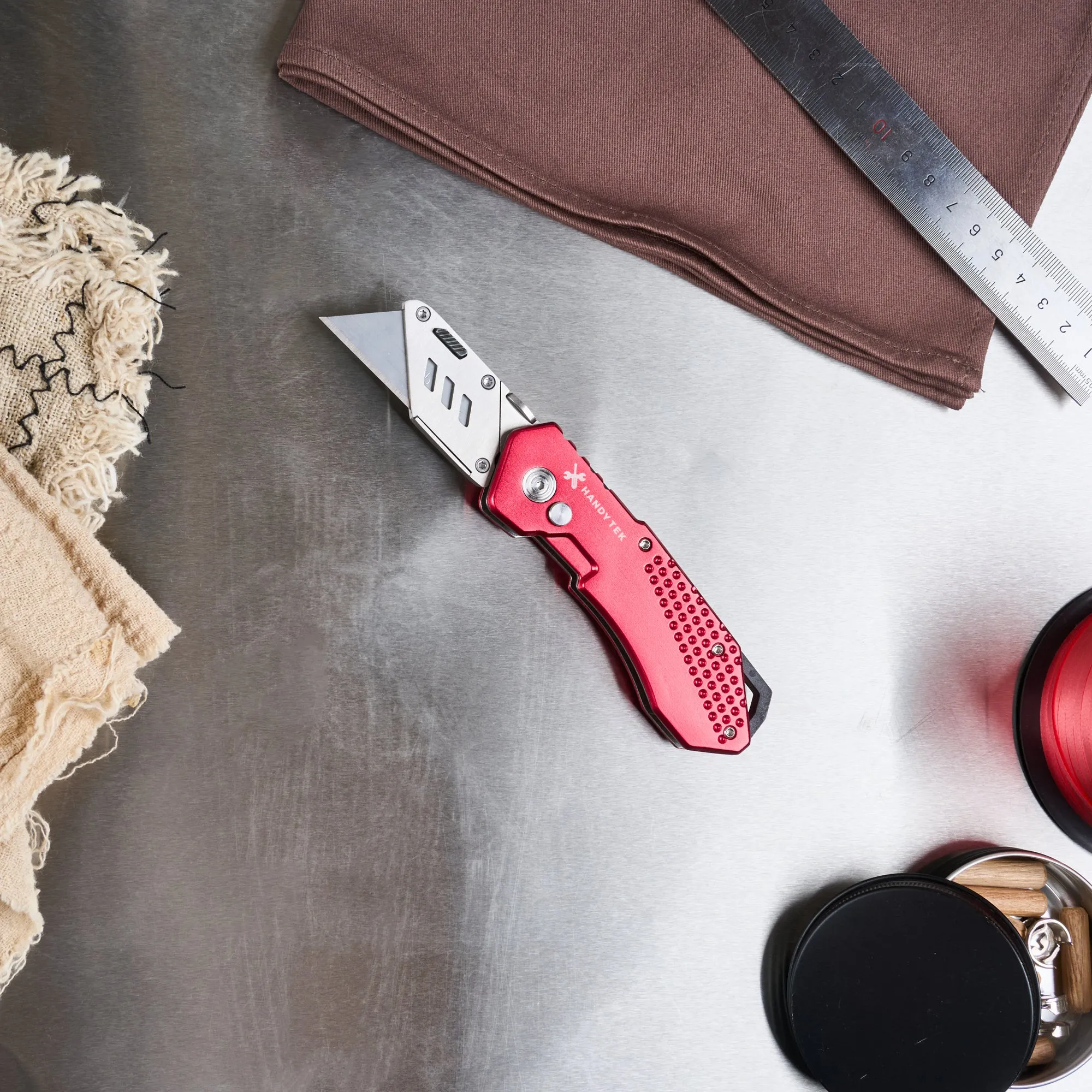 Handy Tek Red Folding Utility Knife - Quick Change, Lock Back, Heavy Duty - 6 3/4" - 6 count box