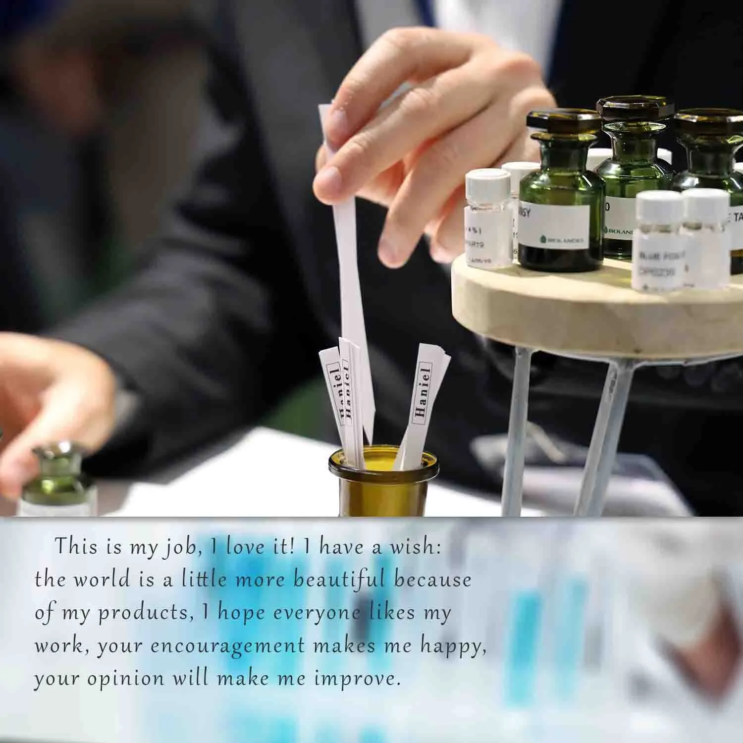 Haniel Perfume Oil for Men: Unleash Your Irresistible Charm with Enigmatic Oud - Embrace the Captivating Scent and Radiate Confidence!