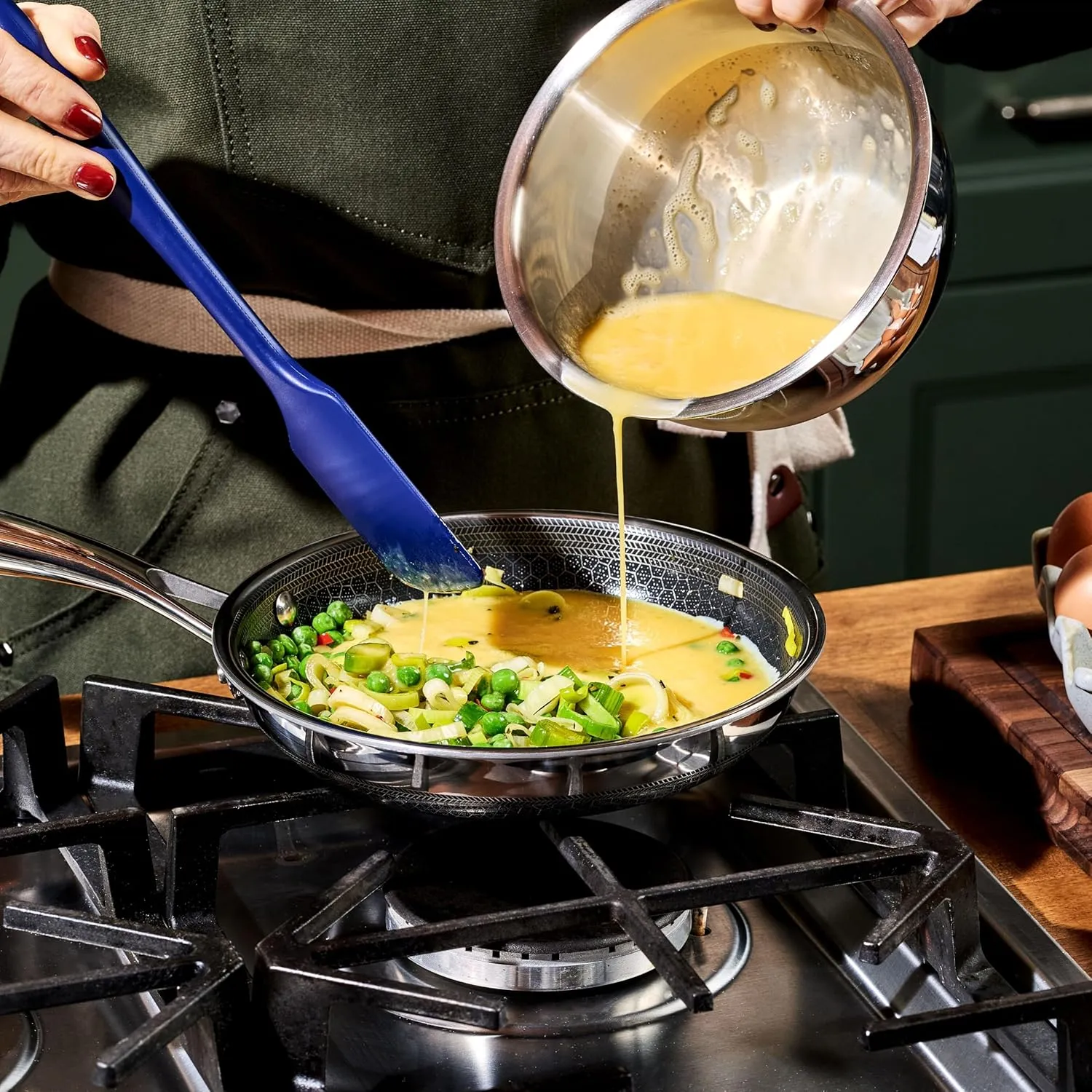 HexClad Hybrid Nonstick 8-Inch Frying Pan, Stay-Cool Handle, Dishwasher-Friendly, Oven-Safe Up to 900°F, Induction-Ready, Compatible with All Cooktops
