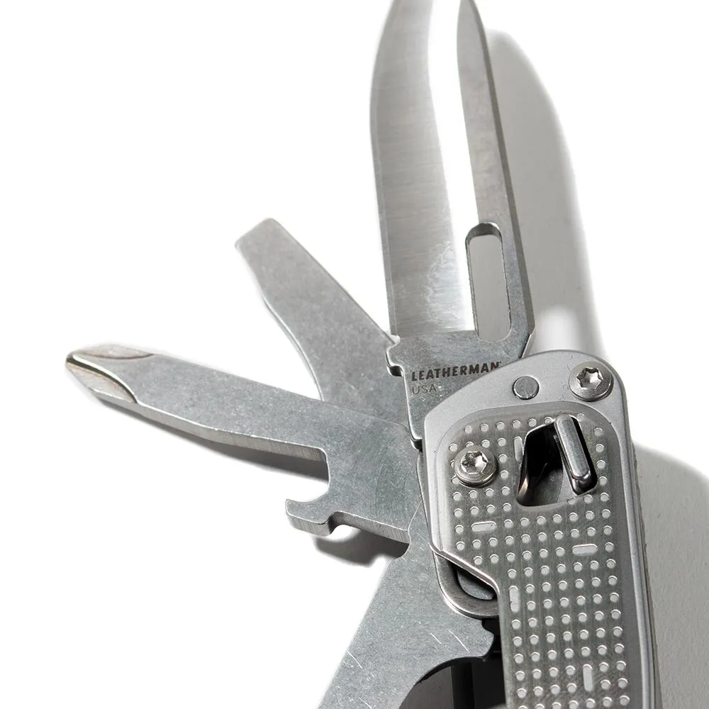 Leatherman Free T2 Multi-Tool / Silver