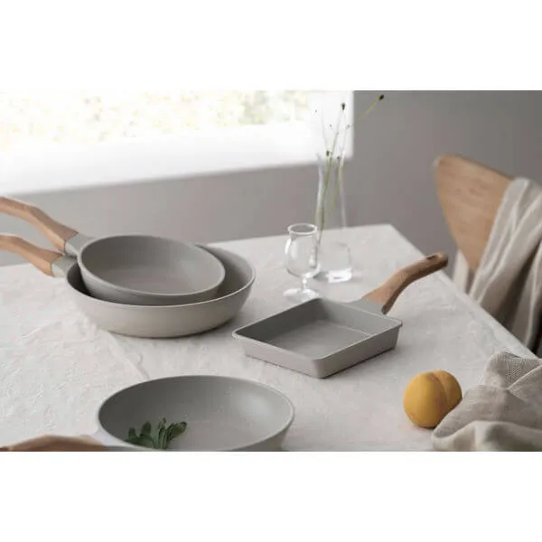 Lightweight Nonstick Frying Pan with Wood-Style Handle, IH & Gas Compatible