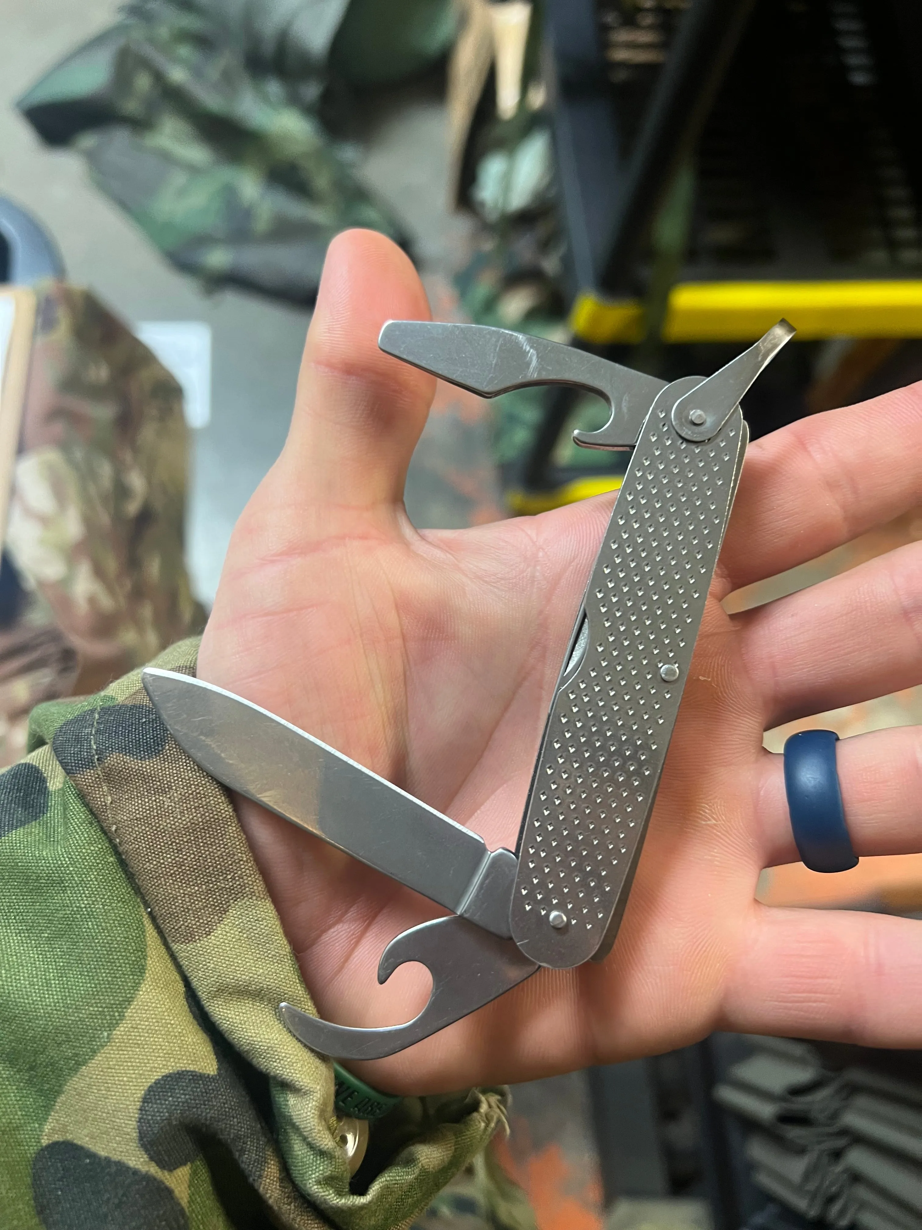 MIL-TEC Reproduction USGI Stainless Steel Pocket Knife