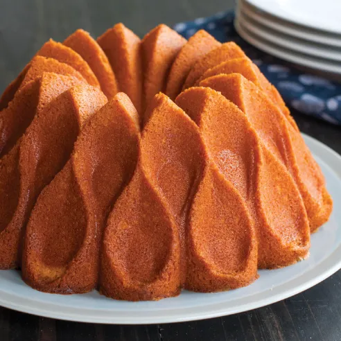 Nordic Ware :: Crown Bundt Pan