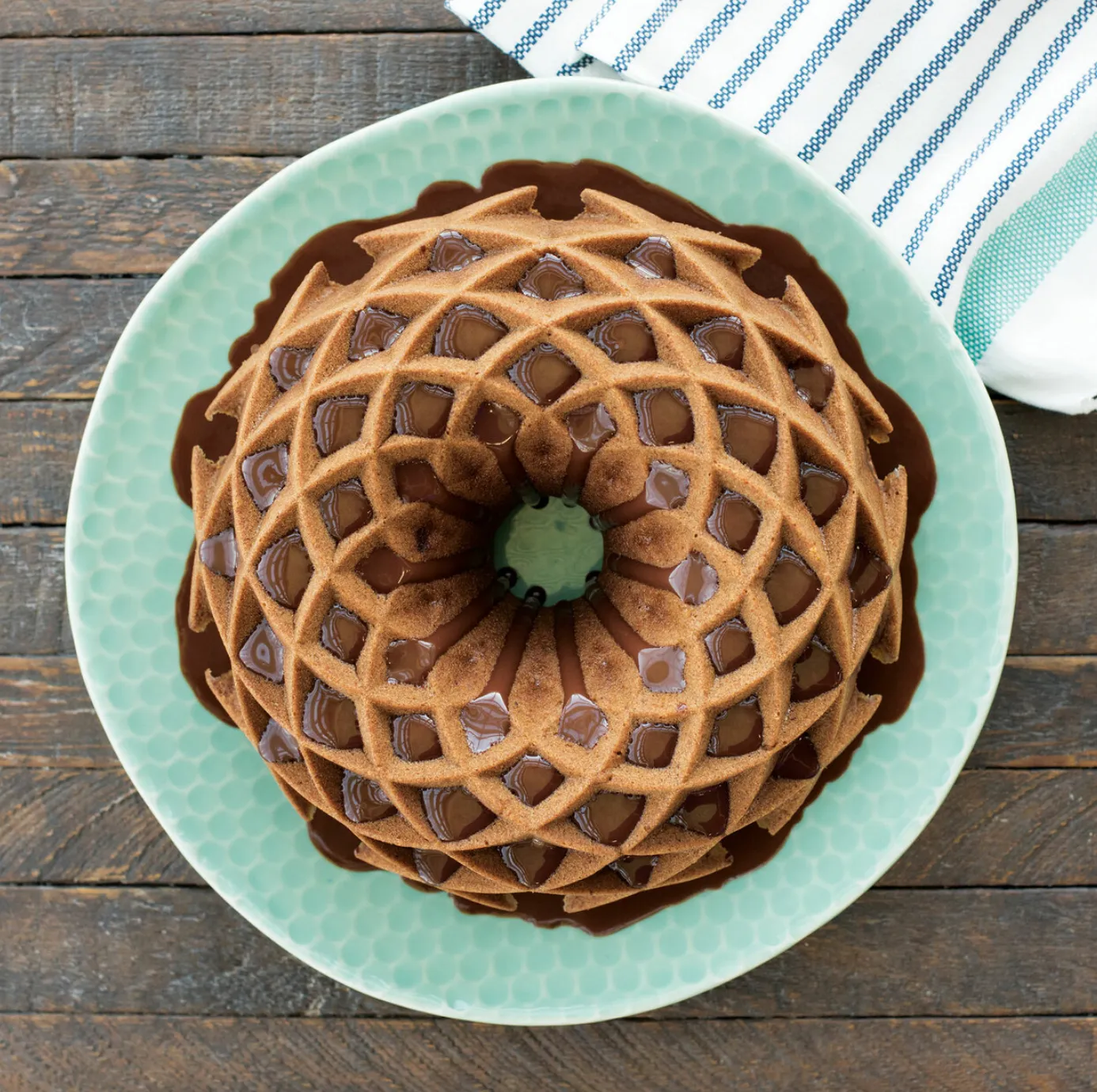 Nordic Ware :: Jubilee Bundt Pan