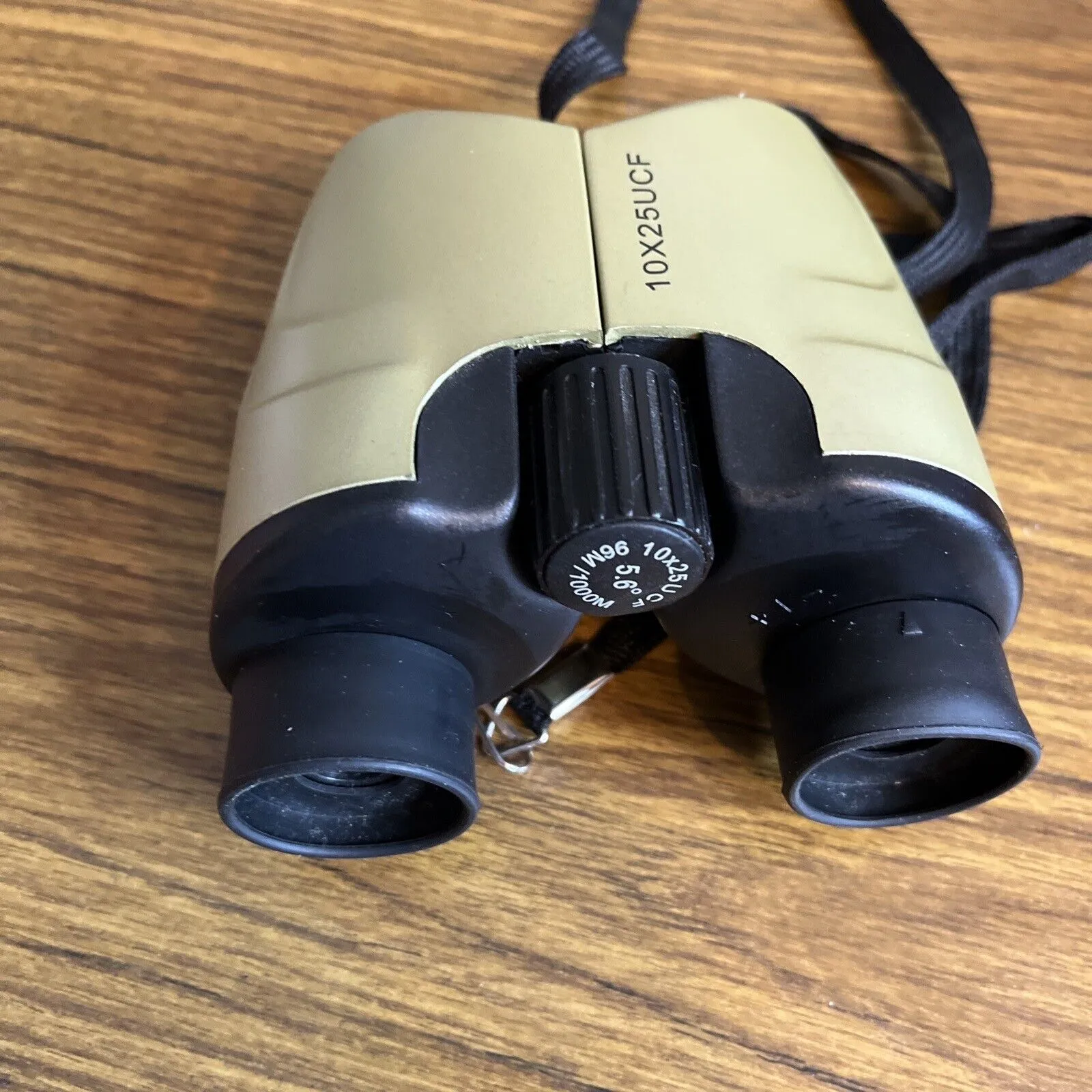 Portable Binoculars 10x25 UCF 96M / 1000M