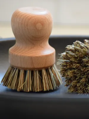 Pot   Pan Brush