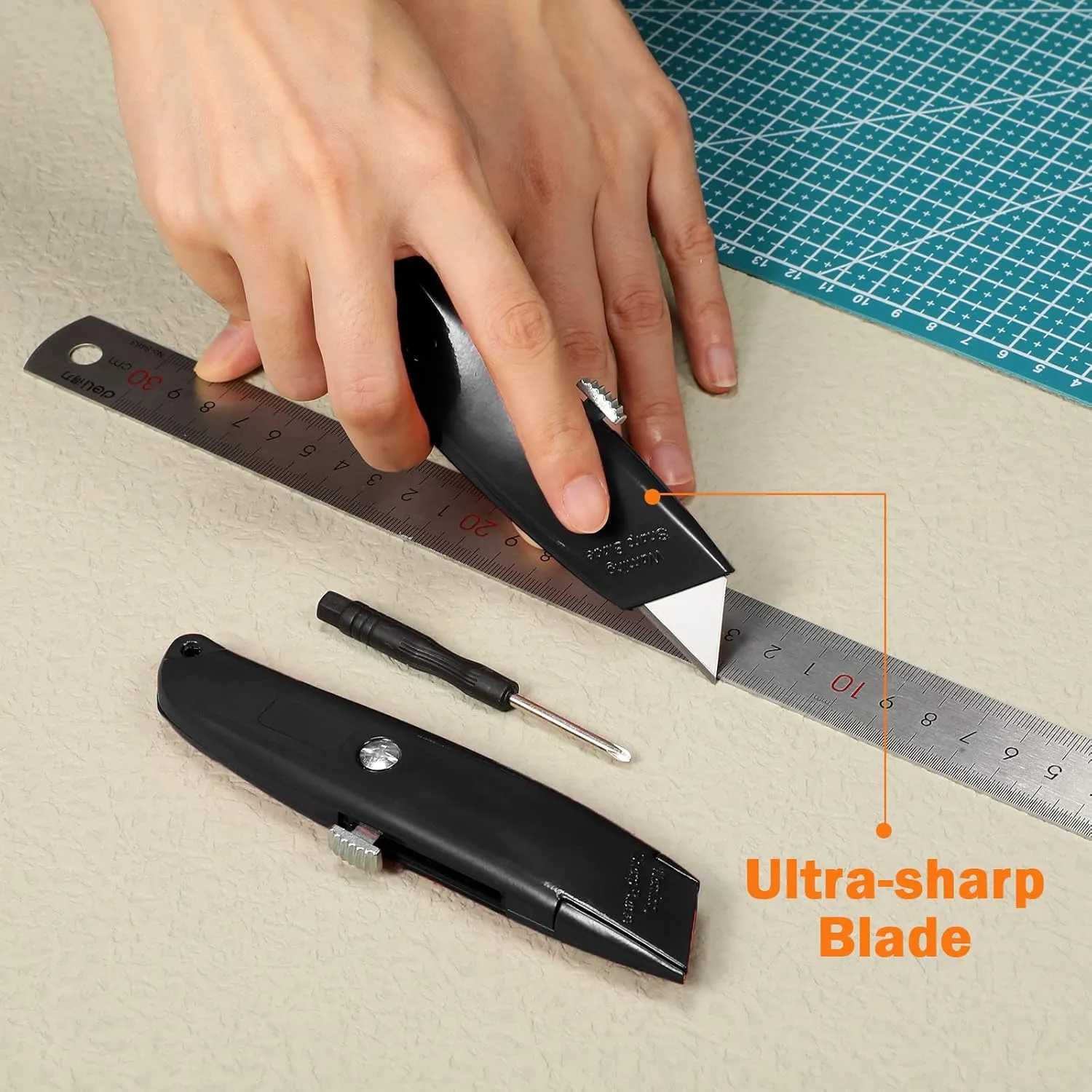 Reginary 20 Pcs Box Cutter Bulk Retractable Utility Knife Heavy Duty Aluminum Alloy Razor Knife for Cardboard Box Carton Opener for DIY, Factory, Home Office(Black)