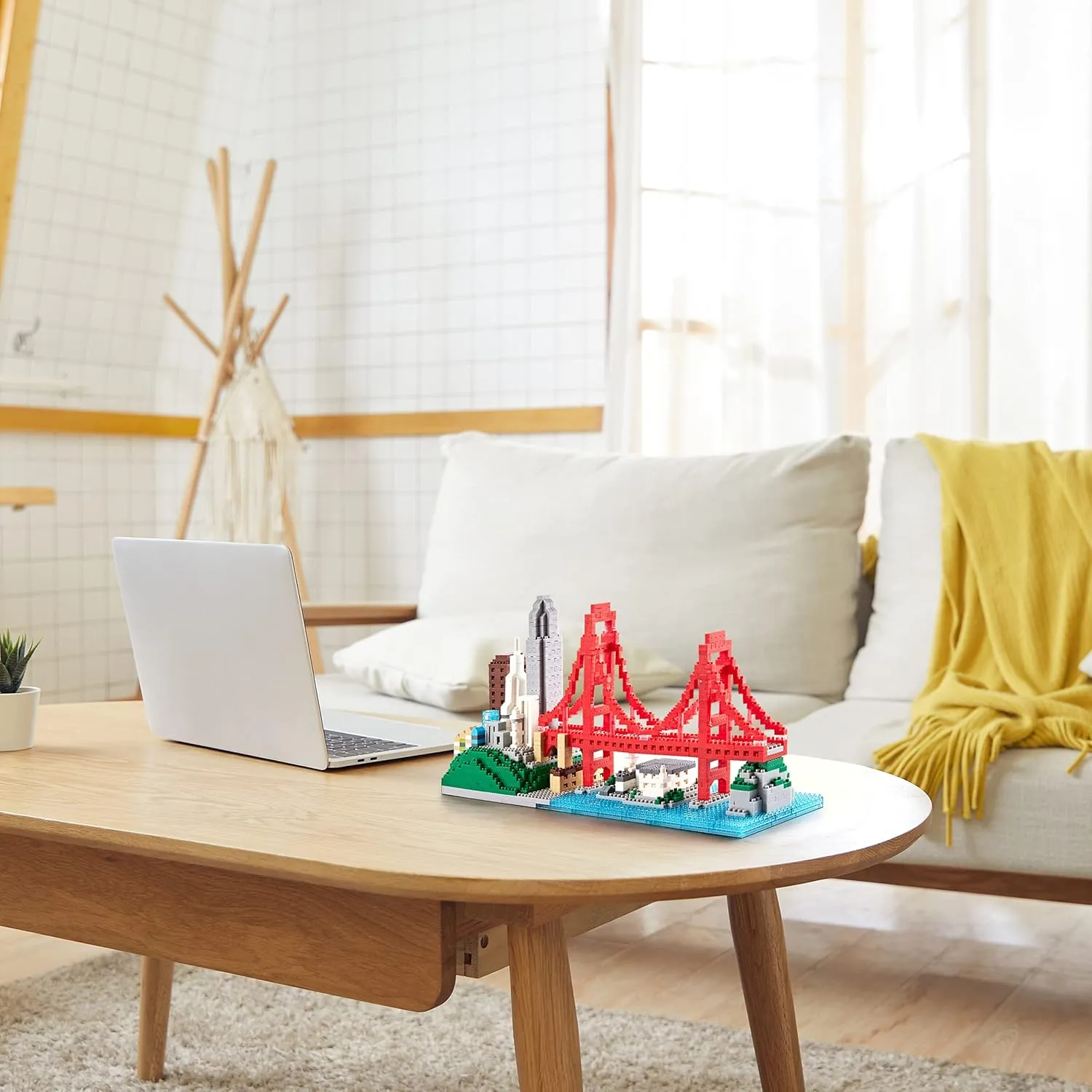 San Francisco Skylines Building Set Model Kit - Engaging Architecture Gift for Kids & Adults, Micro Mini Blocks, 1610pcs  | Aesthetically Pleasing, Fun & Compact
