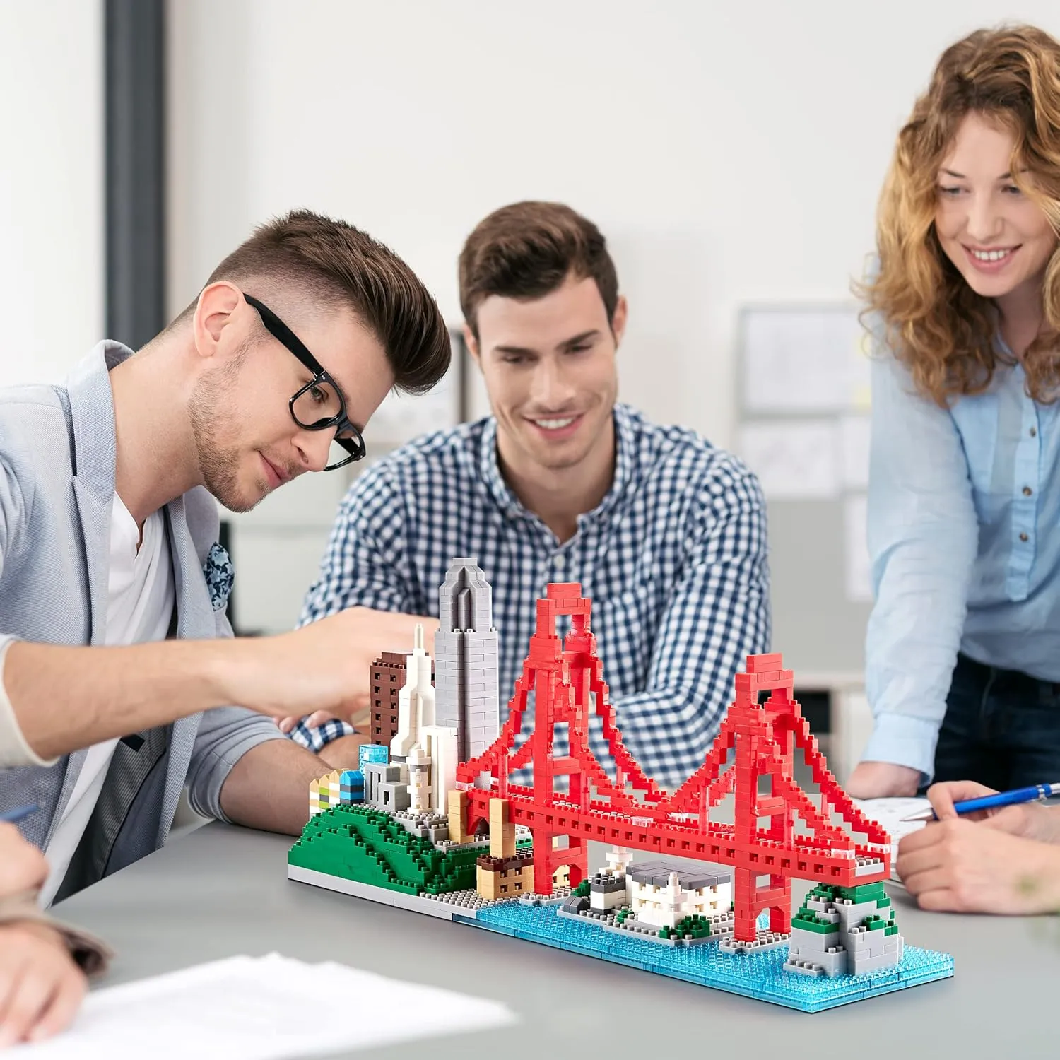 San Francisco Skylines Building Set Model Kit - Engaging Architecture Gift for Kids & Adults, Micro Mini Blocks, 1610pcs  | Aesthetically Pleasing, Fun & Compact