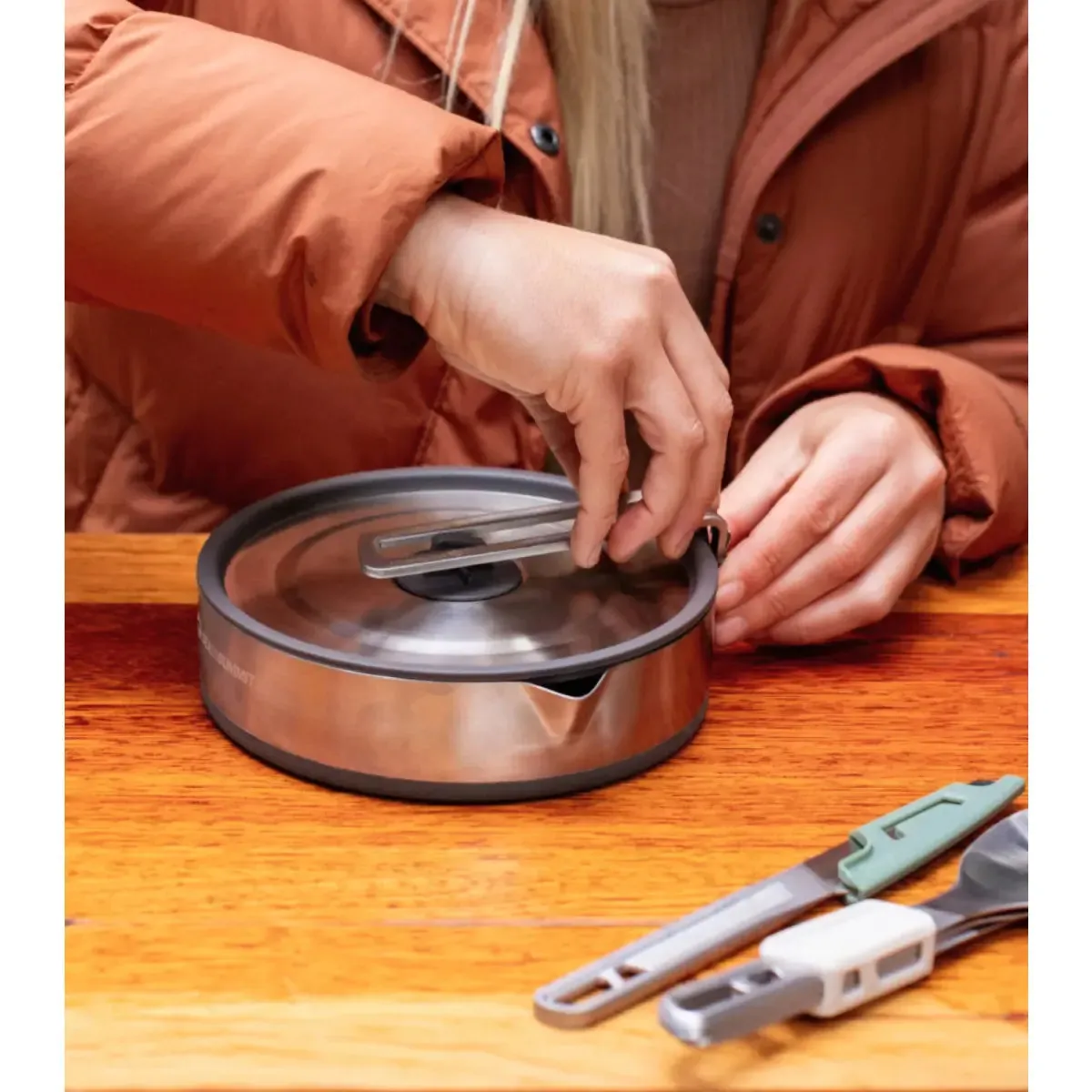 Sea To Summit Detour Stainless Steel Collapsible 1.8L Pouring Pot - Black