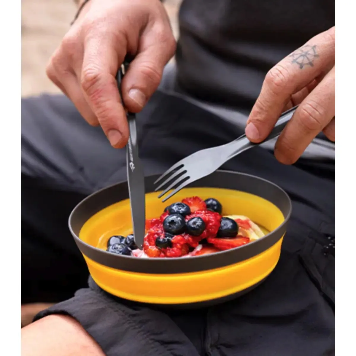 Sea To Summit Frontier Ultralight Collapsible Bowl (Medium) - Yellow