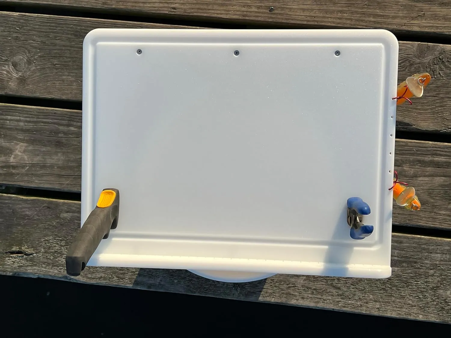 TRAPSKI Made in the USA | Common or Premium Bucket Raised Fillet Cutting Board Table | 1/2 inch Thick HDPE UV Protected | Non-Skid or Mark Rubber Feet (White, 18" Wx13 Dx5 H)