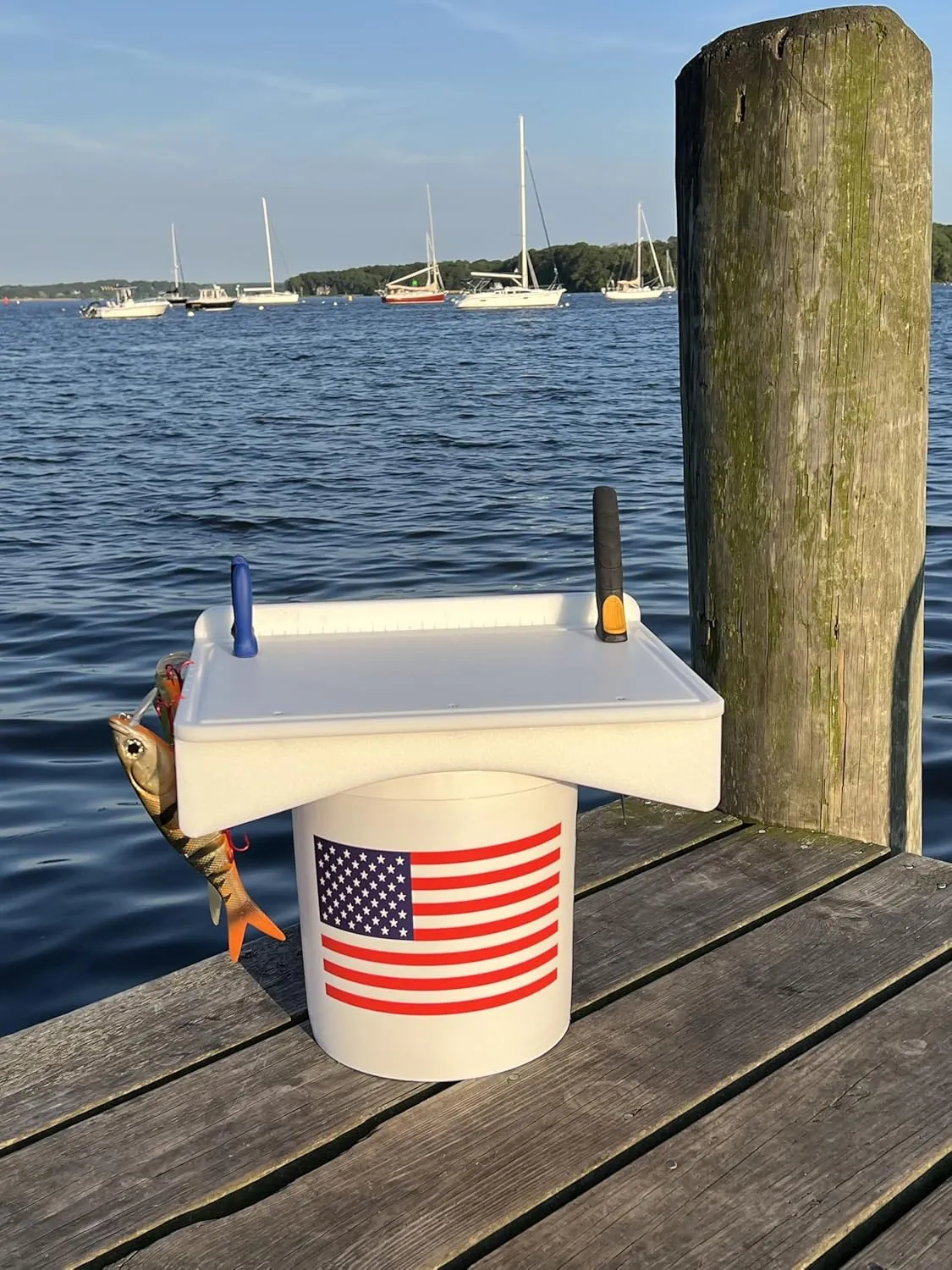 TRAPSKI Made in the USA | Common or Premium Bucket Raised Fillet Cutting Board Table | 1/2 inch Thick HDPE UV Protected | Non-Skid or Mark Rubber Feet (White, 18" Wx13 Dx5 H)