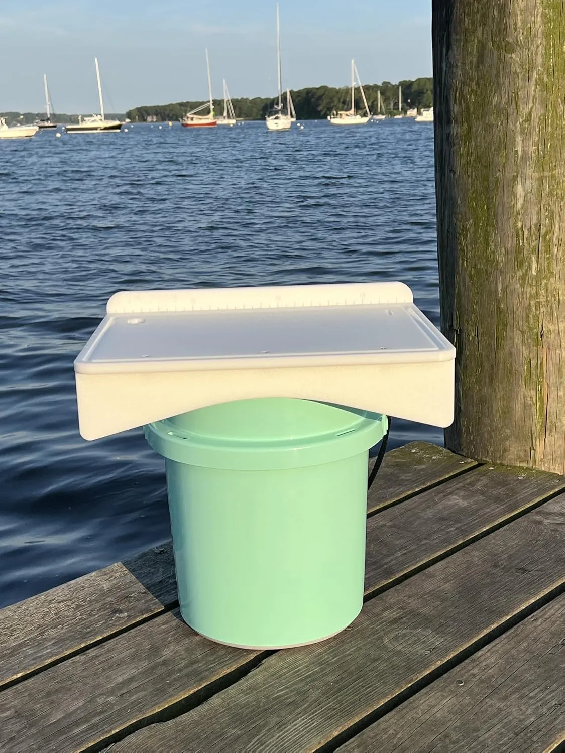 TRAPSKI Made in the USA | Common or Premium Bucket Raised Fillet Cutting Board Table | 1/2 inch Thick HDPE UV Protected | Non-Skid or Mark Rubber Feet (White, 18" Wx13 Dx5 H)