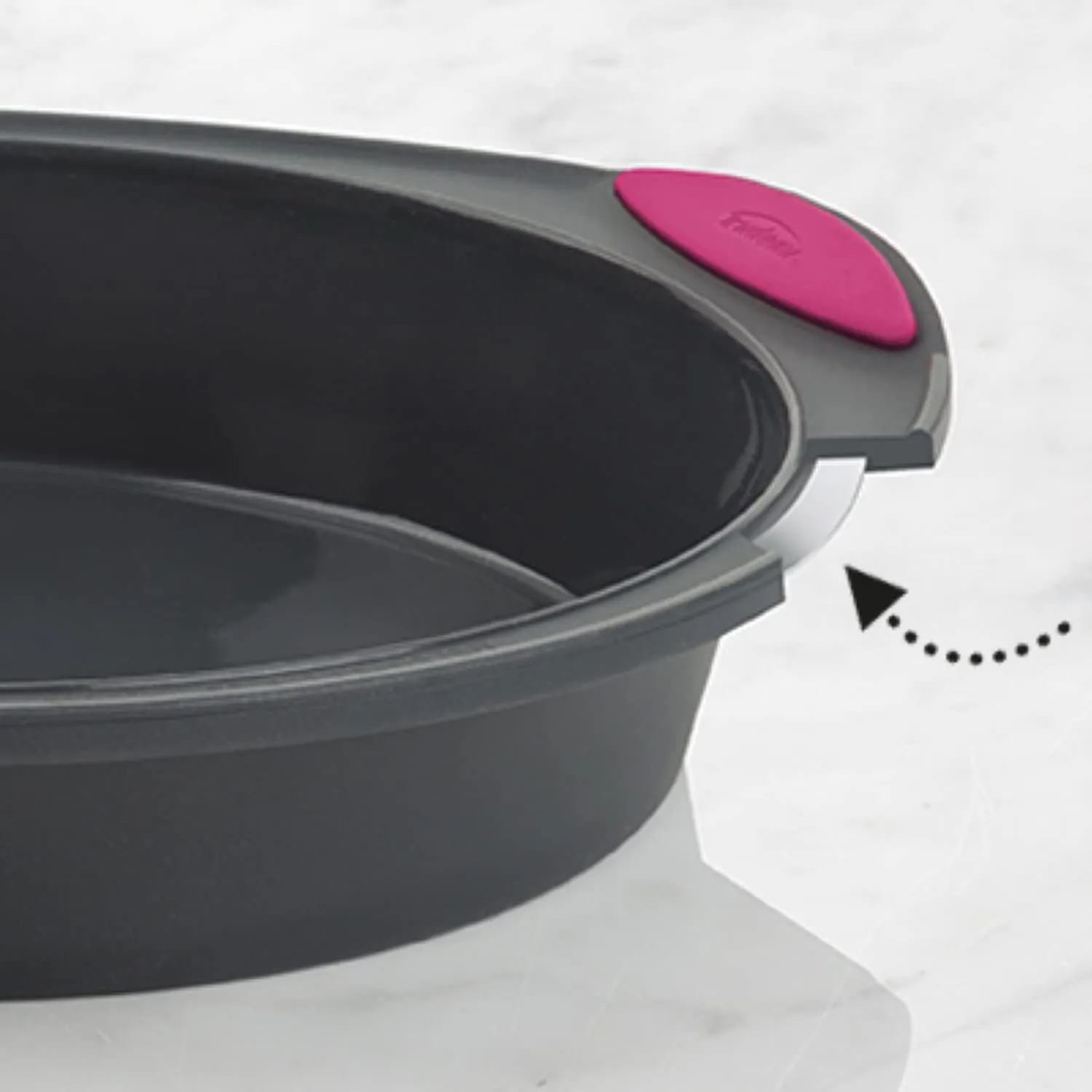 Trudeau Round Silicone Cake Pan, 9 inch, Fuchsia